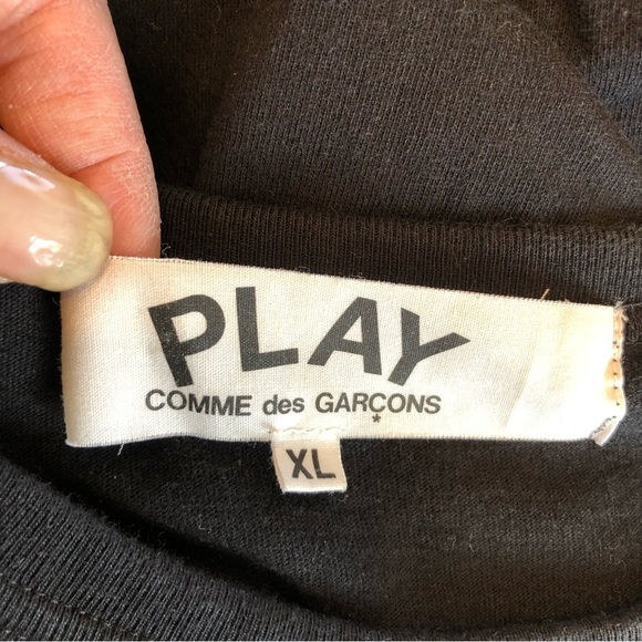 Men’s Comme Des Garçons Play, Black T-Shirt, XL - Picture 4 of 8